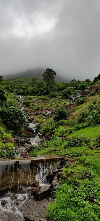 Golden Resort And Farm Nashik Esterno foto