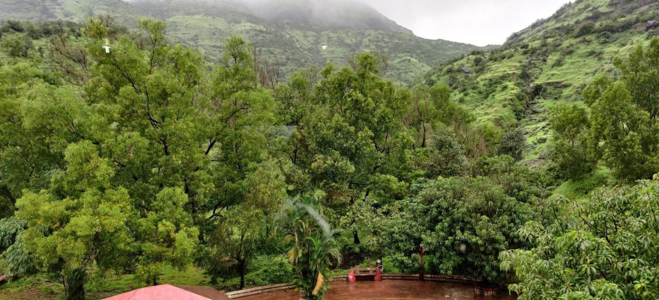 Golden Resort And Farm Nashik Esterno foto