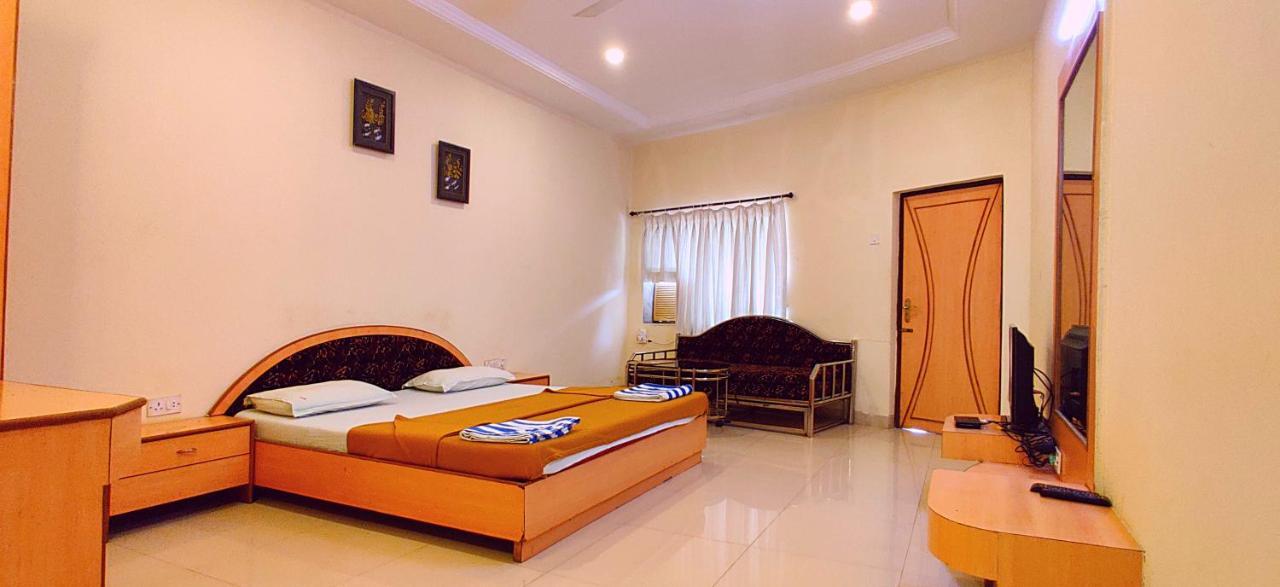Golden Resort And Farm Nashik Esterno foto