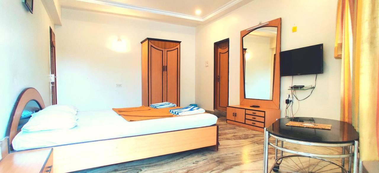 Golden Resort And Farm Nashik Esterno foto